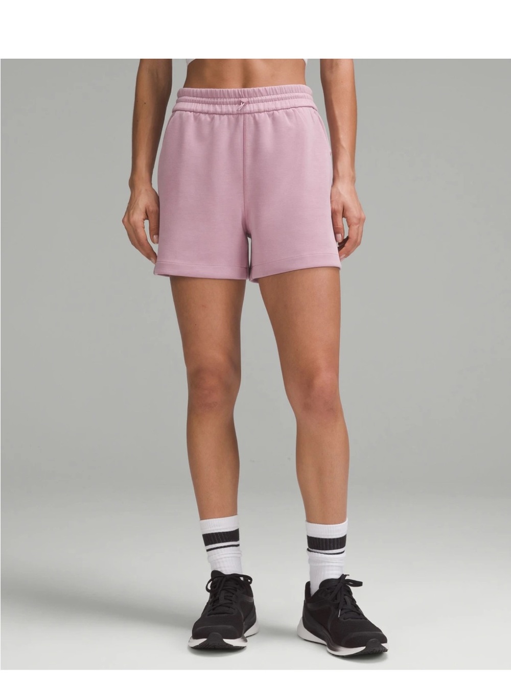 lululemon athletica Sofstreme 4” Shorts EUC